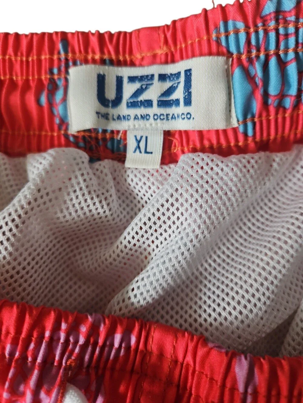 Uzzi Men's XL Pink Turtle Swim Trunks
